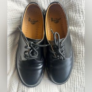 Dr. Martens worn once 1461 oxfords